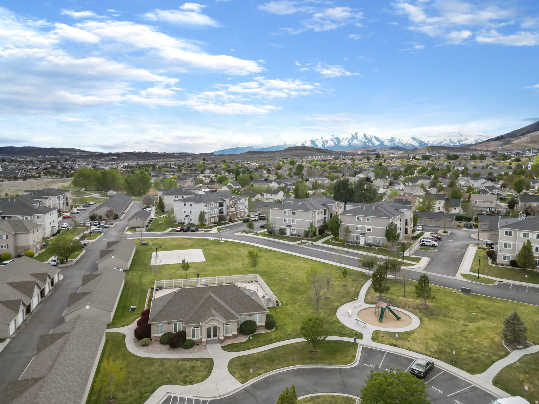 HILLCREST - Residential