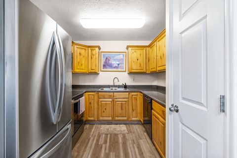 Tiny photo for 37 W RIDGE RD, Saratoga Springs, UT 84045 (MLS # 2154113)