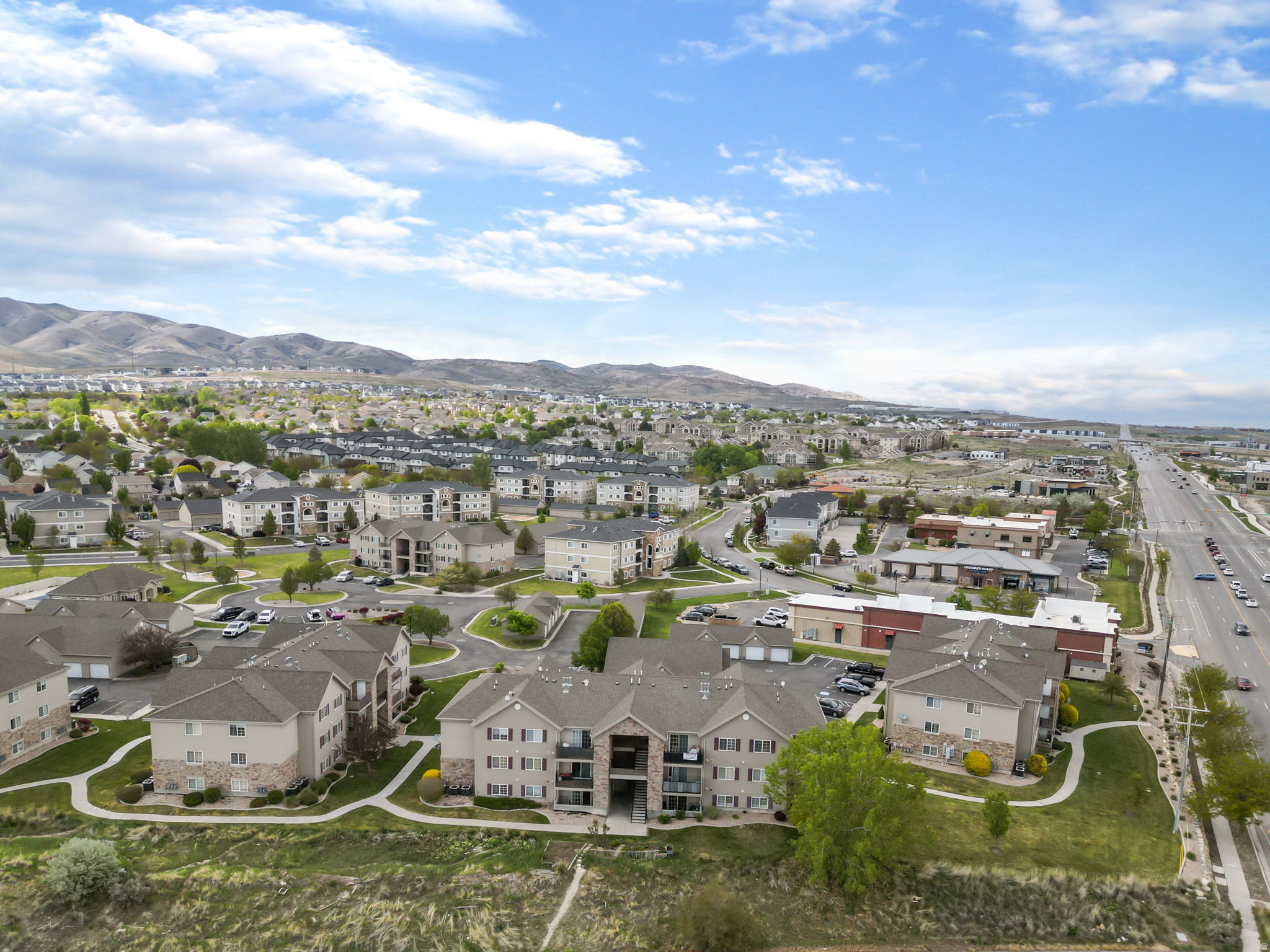 HILLCREST - Residential