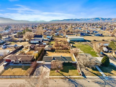 Tiny photo for 2303 W CYNTHIA ANN CIR, Riverton, UT 84065 (MLS # 2133604)