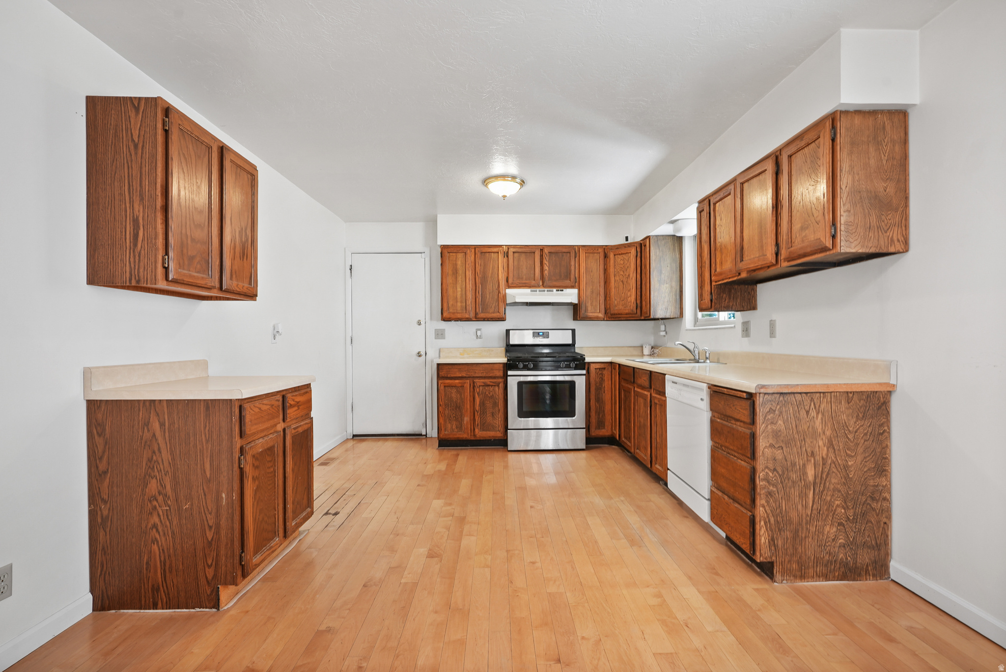 GROVER ESTATES #2 - Residential