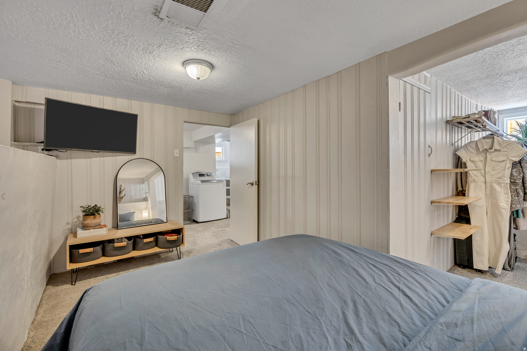 KENSINGTON - Residential