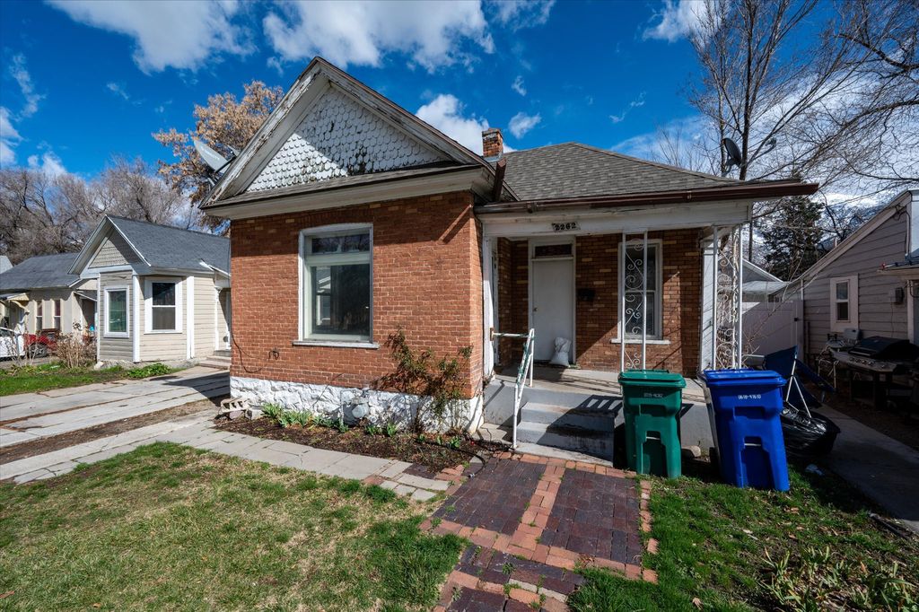Photo of 2262 MONROE BLVD, Ogden, UT 84401 (MLS # 2141823)