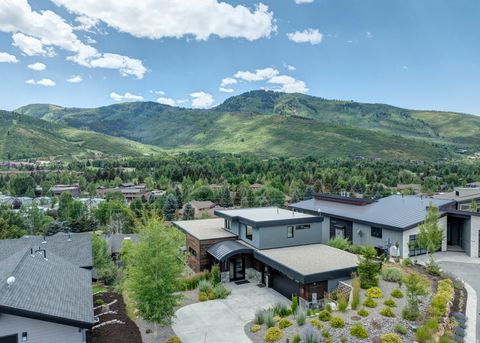 Tiny photo for 935 SADDLE VIEW WAY, Park City, UT 84060 (MLS # 2135589)
