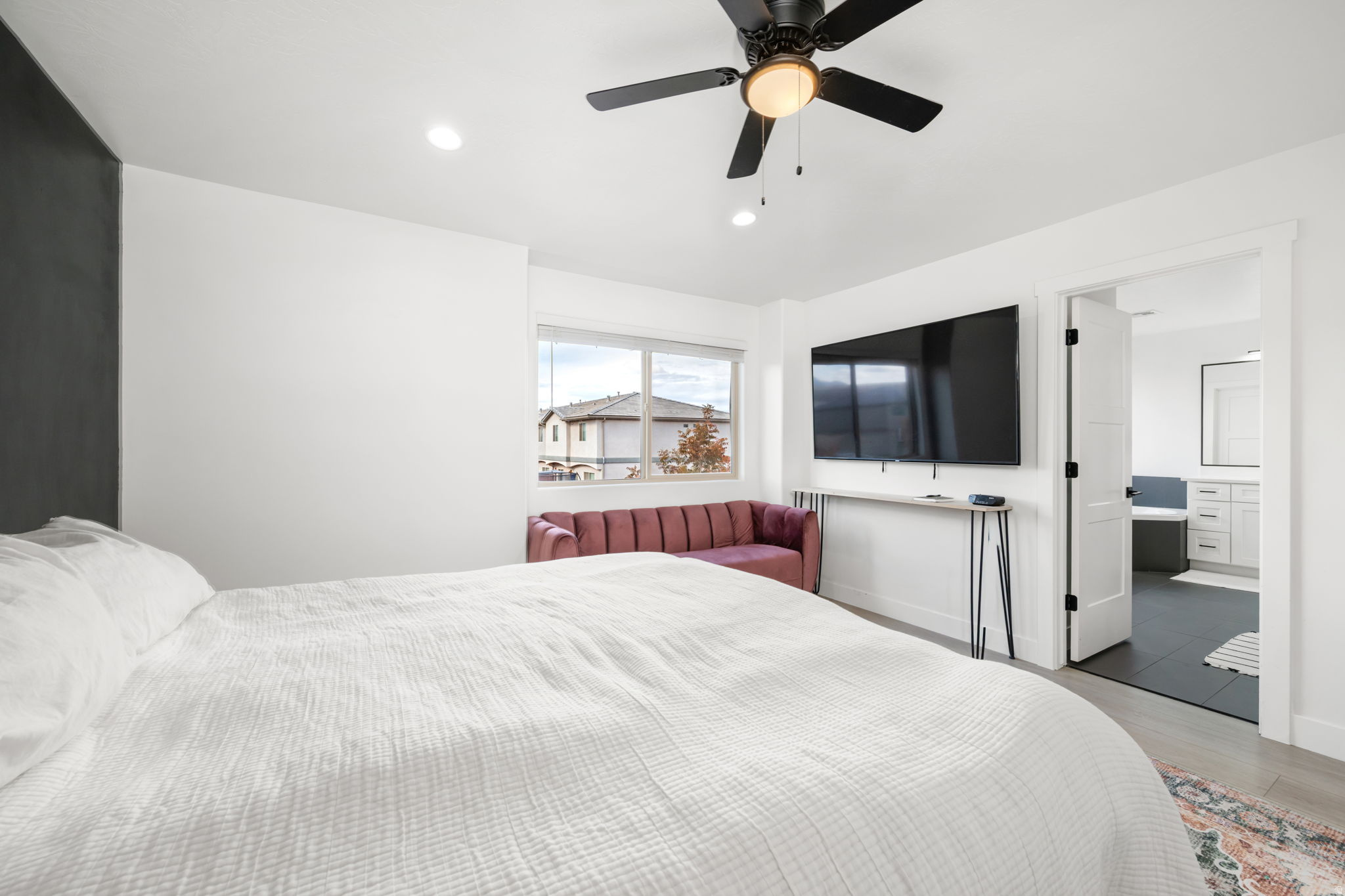 RED MOUNTAIN VISTAS TH - Residential