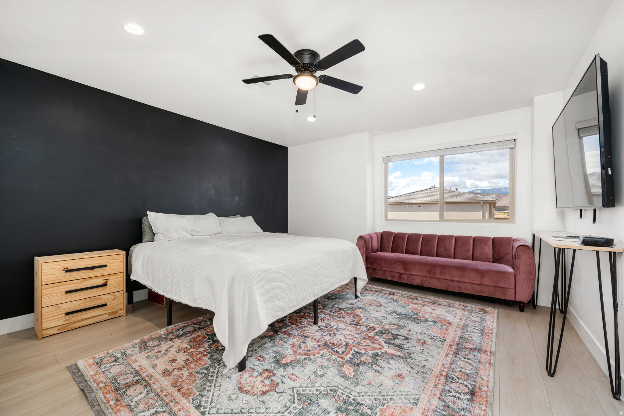 RED MOUNTAIN VISTAS TH - Residential