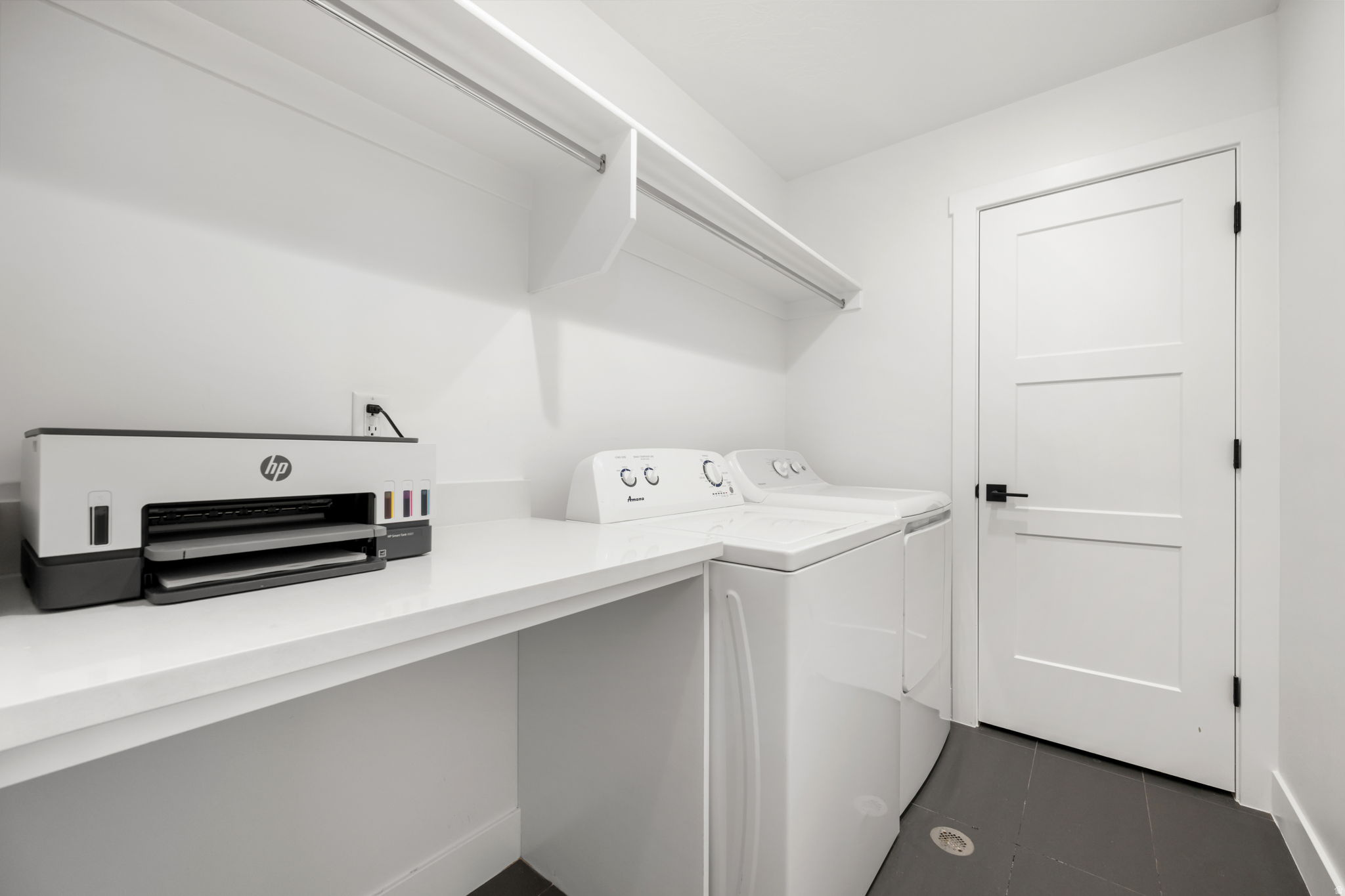 RED MOUNTAIN VISTAS TH - Residential