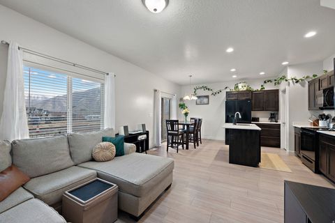 Tiny photo for 768 N OLD FORT DR, Spanish Fork, UT 84660 (MLS # 2134236)