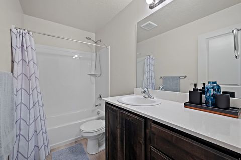 Tiny photo for 768 N OLD FORT DR, Spanish Fork, UT 84660 (MLS # 2134236)