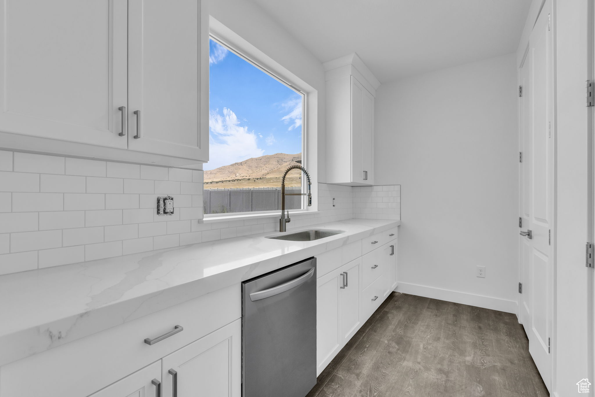 SCARLET RIDGE - Residential