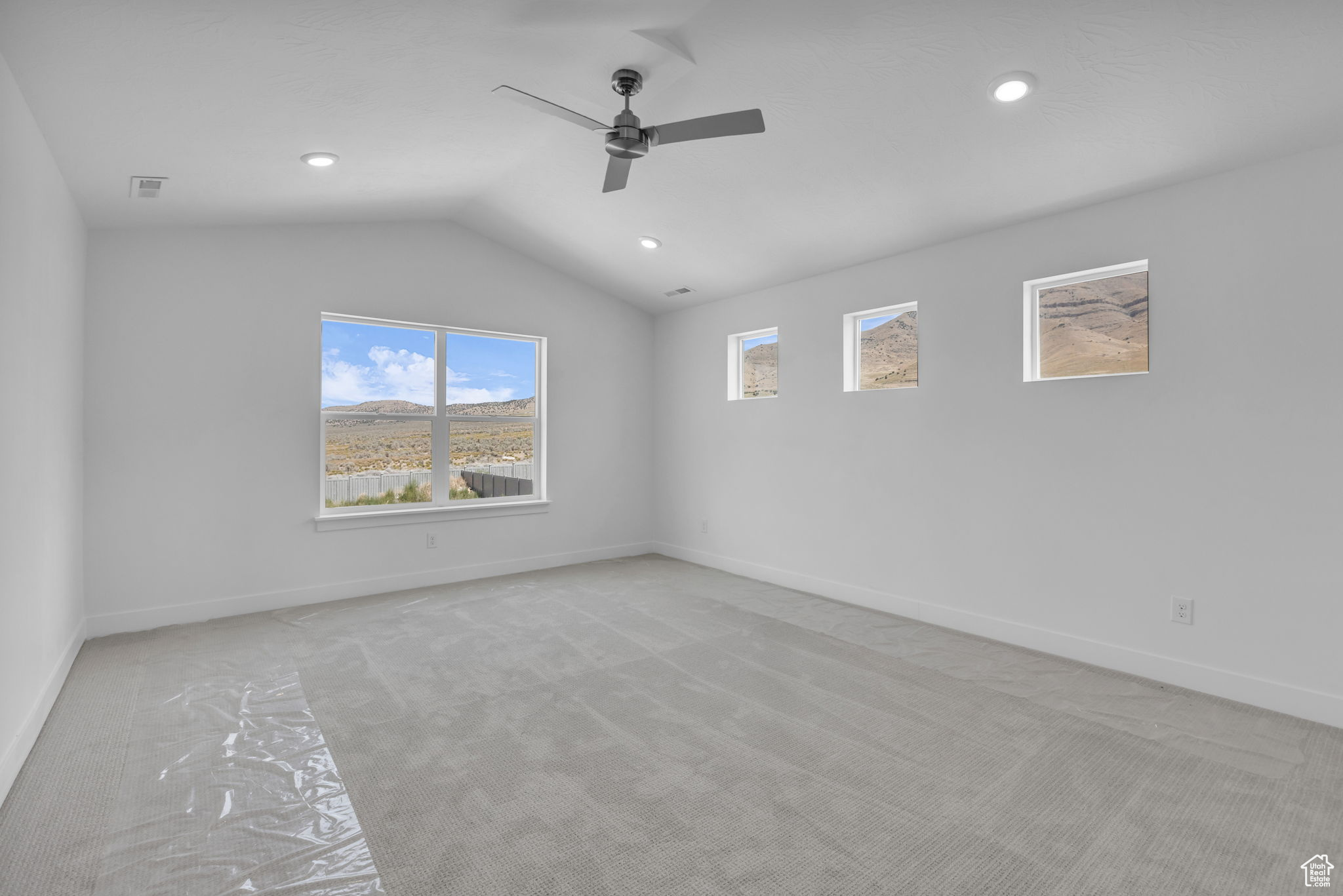 SCARLET RIDGE - Residential