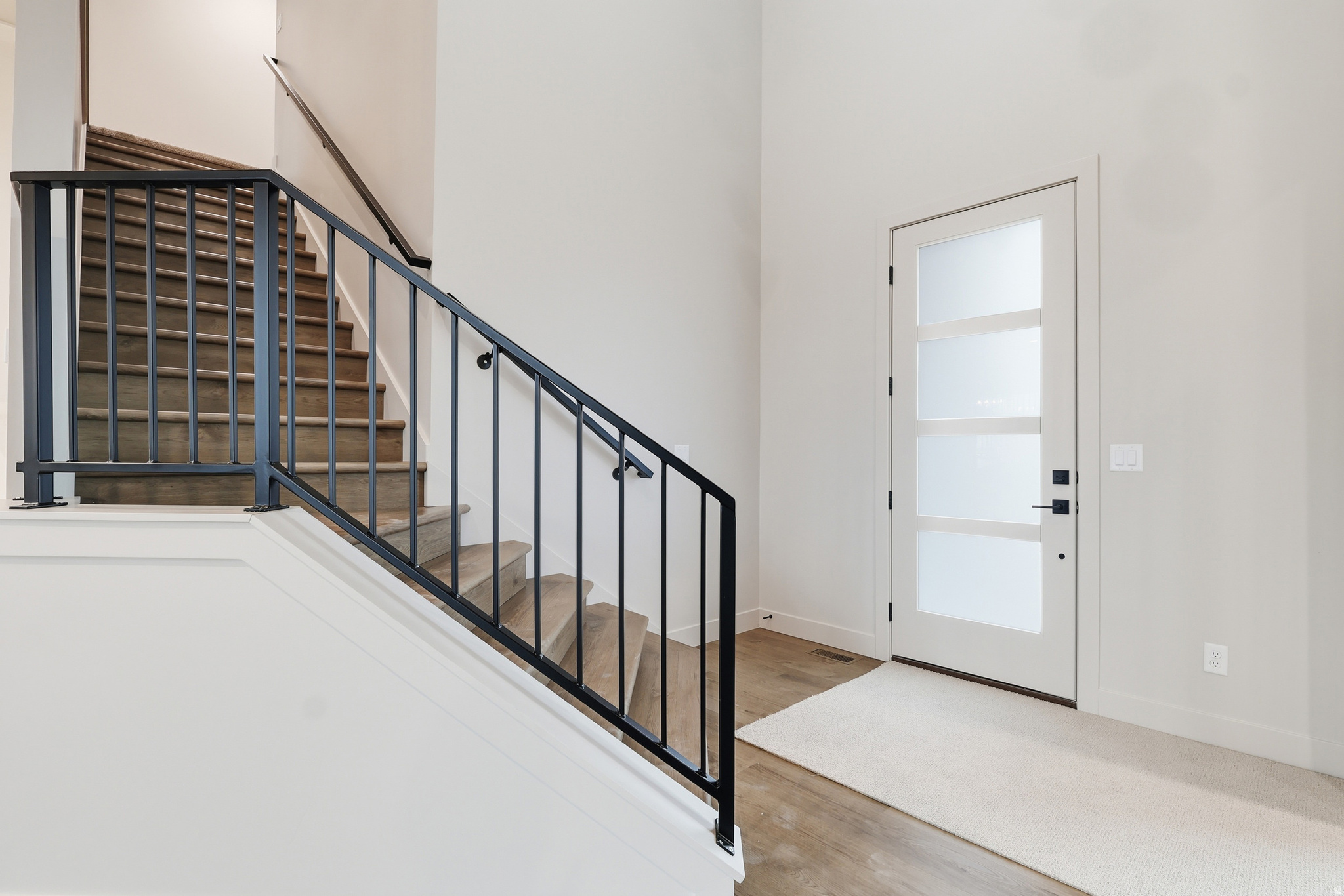 FOOTHILL LOFTS - Residential