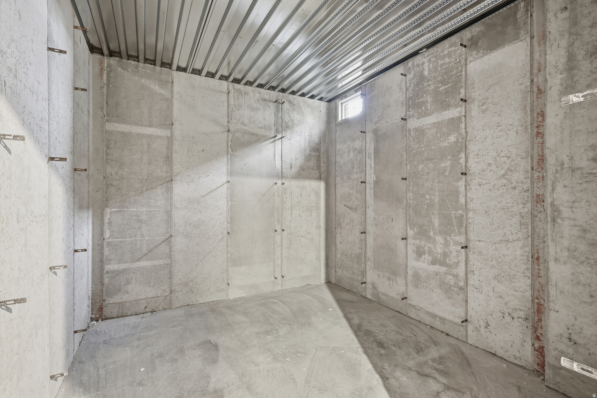 FOOTHILL LOFTS - Residential