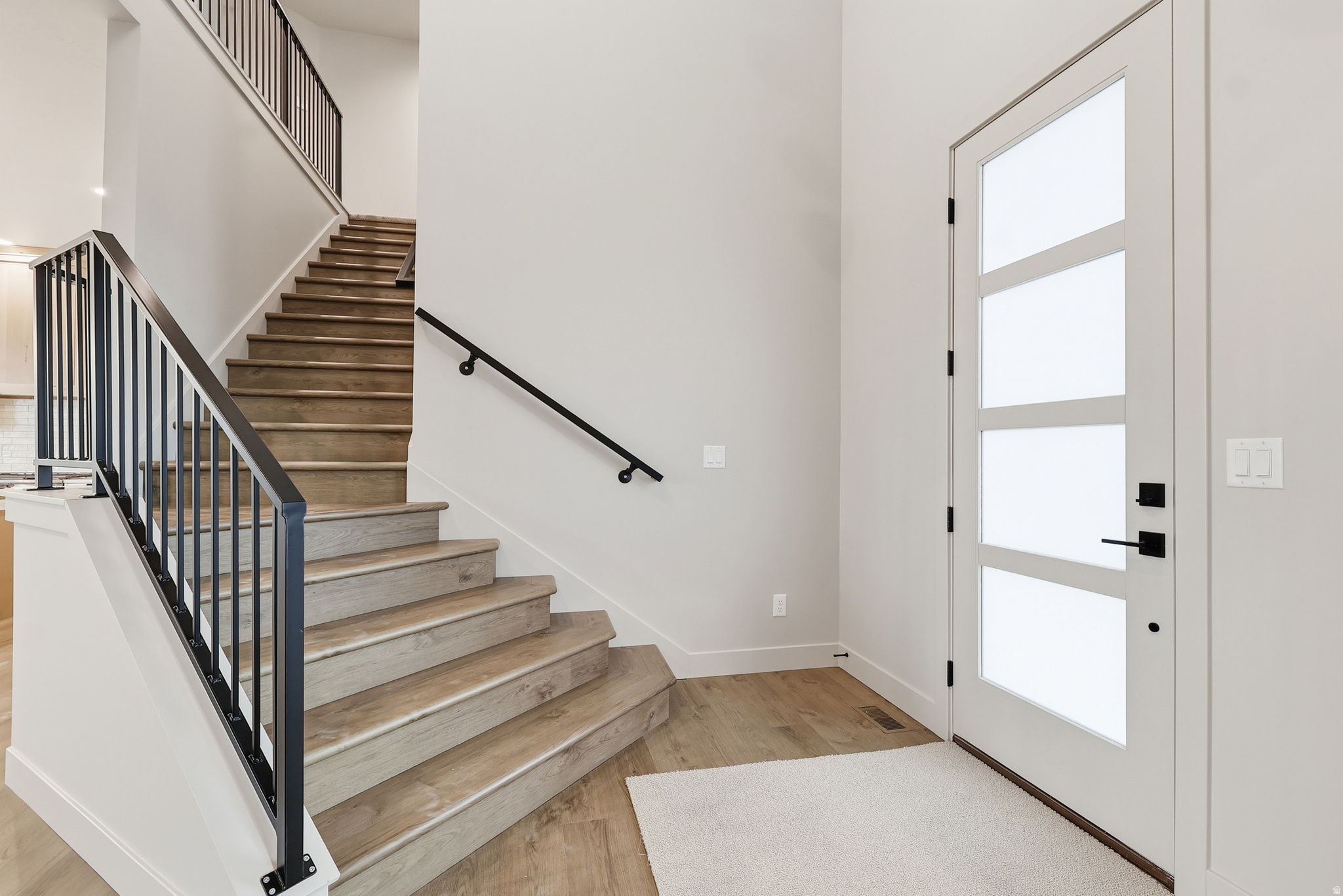 FOOTHILL LOFTS - Residential