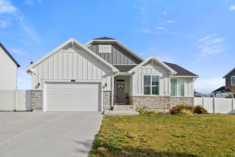 Photo of 7493 S LACE WOOD DR W, West Jordan, UT 84084 (MLS # 2122474)