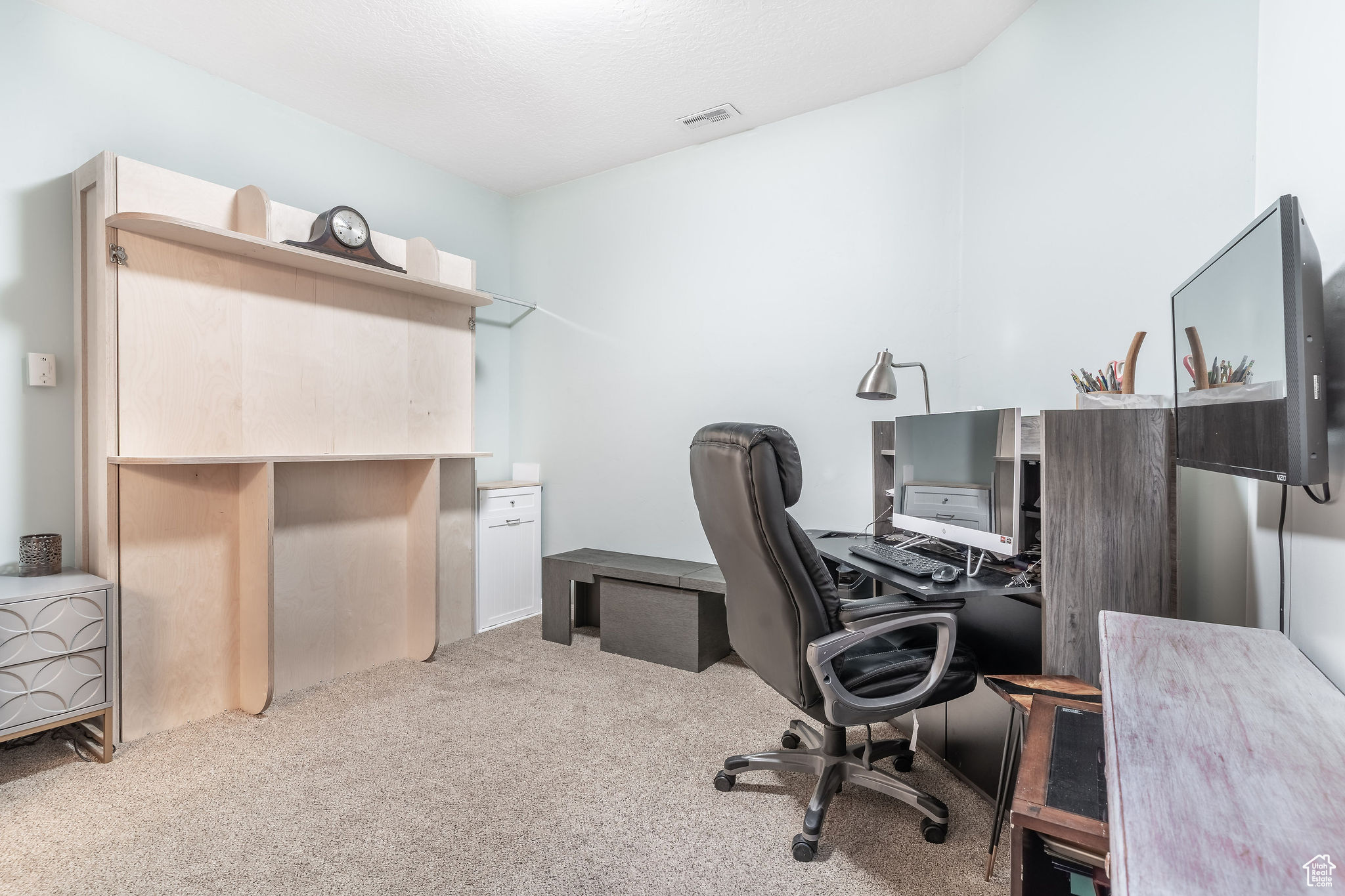 LAKESIDE VILLAGE - Residential