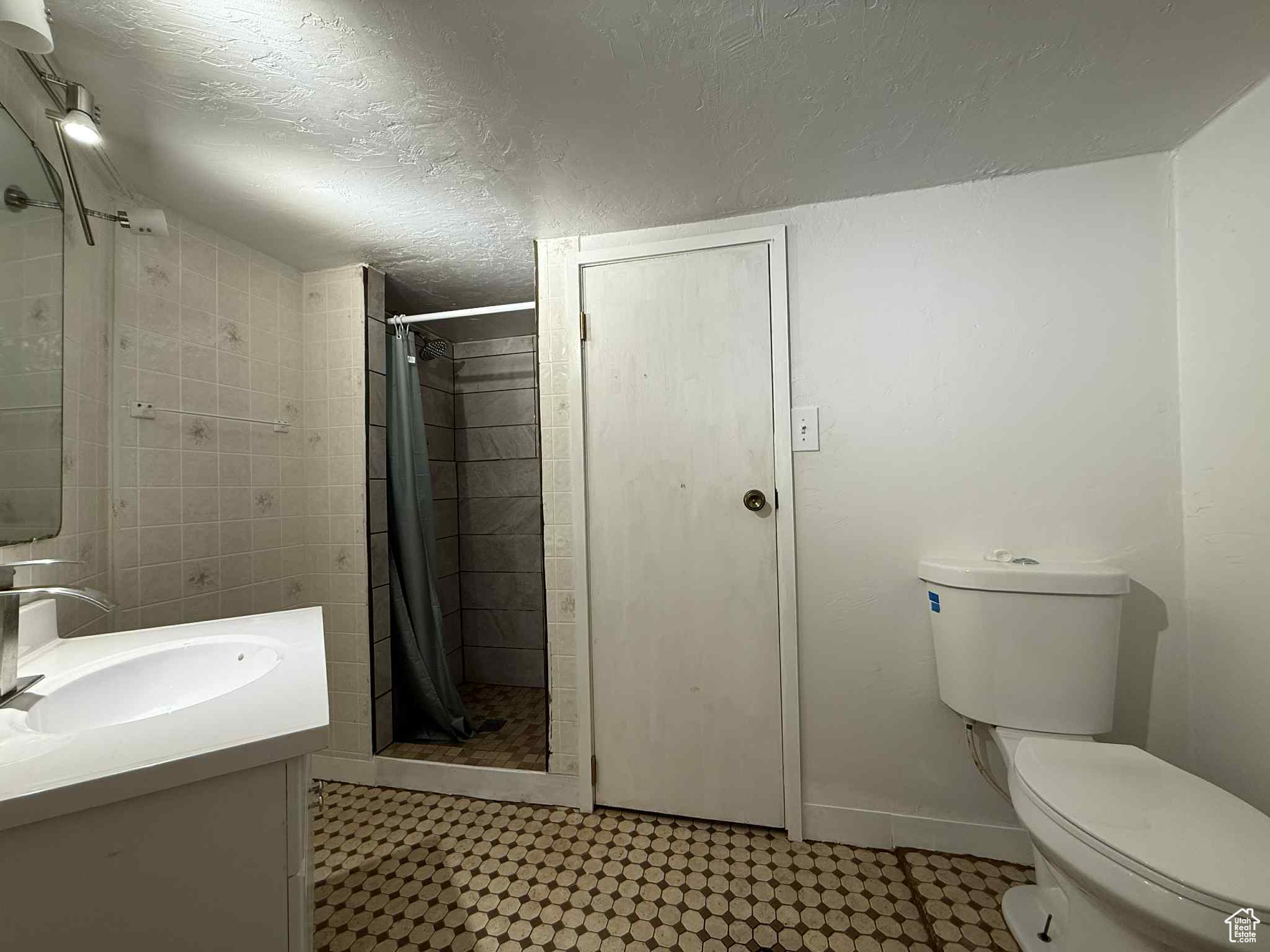 HIGHSCHOOL SUBDIVISION - Residential