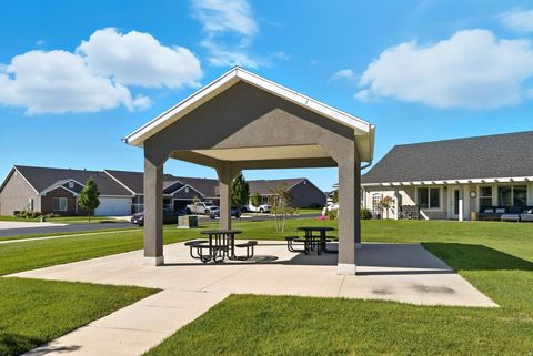 Tiny photo for 1278 S GRACE WAY, Layton, UT 84041 (MLS # 2133282)