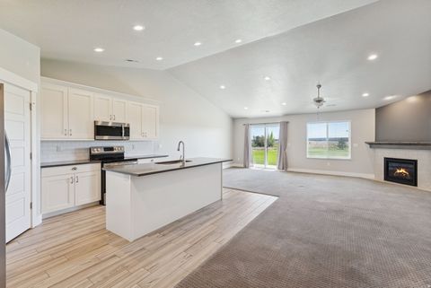 Tiny photo for 1278 S GRACE WAY, Layton, UT 84041 (MLS # 2133282)