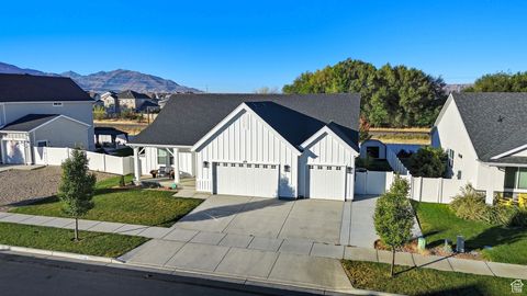 Photo of 674 S MEADE ST, Mapleton, UT 84664 (MLS # 2115129)