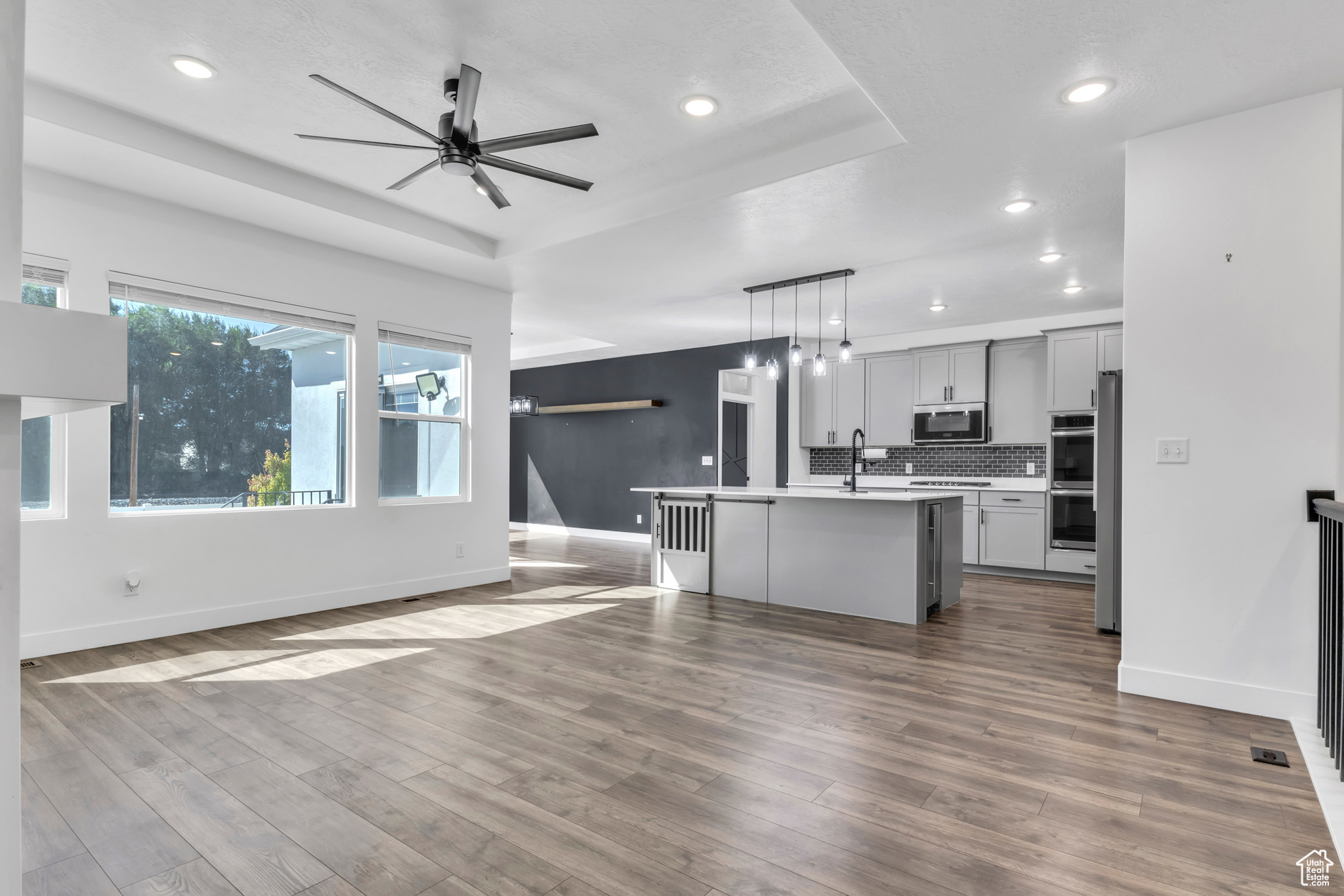 MAPLETON GROVE - Residential
