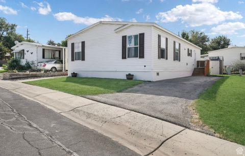 Mobile Home For Sale - 370 Galahad St #317<br/> Davis County, North Salt Lake, UT 84054