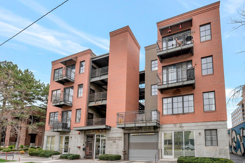 Photo of 228 E 500 S #202, Salt Lake City, UT 84111 (MLS # 2147337)