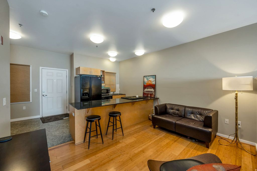 Photo of 228 E 500 S #202, Salt Lake City, UT 84111 (MLS # 2147337)