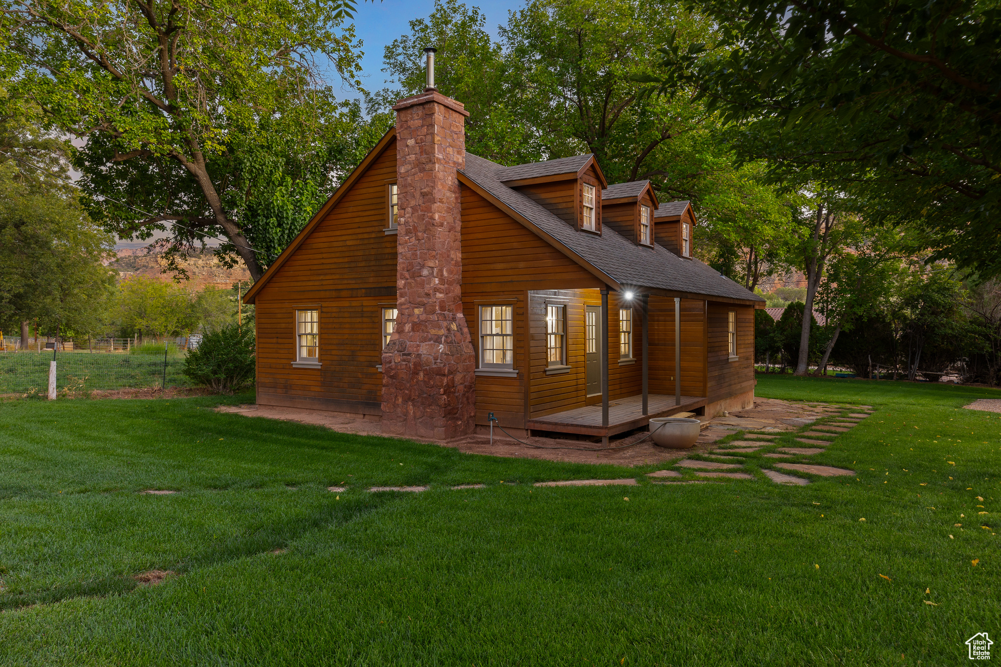 ROCKVILLE TOWNSITE SRVY - Land