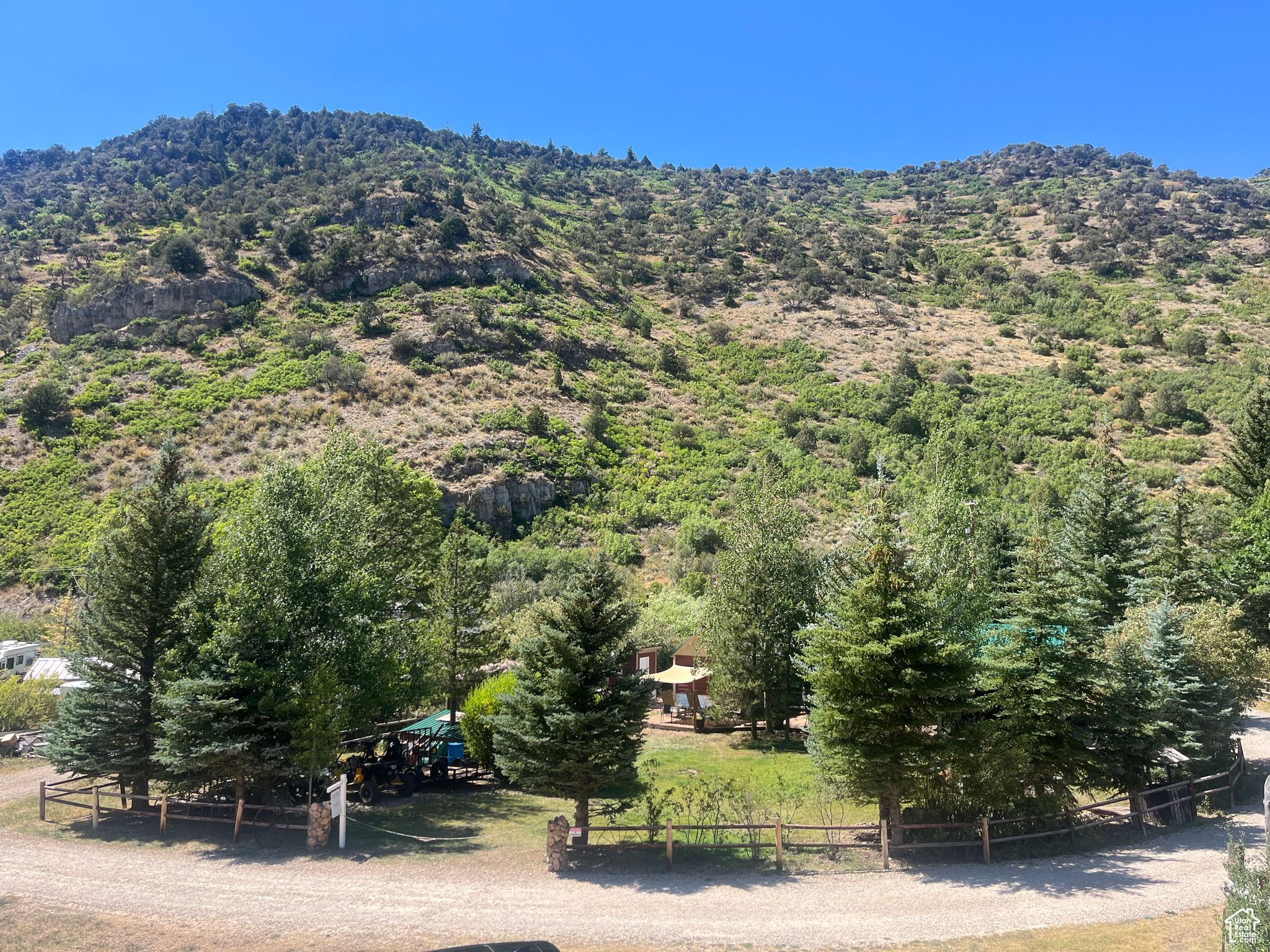 SAMAK HILLS ADDITIONAL SUBDIVISION - Residential