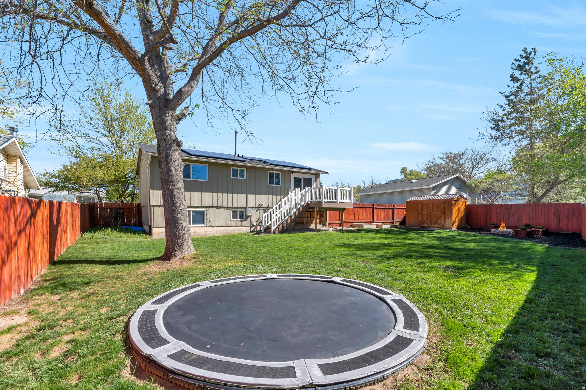 WHITE SANDS - Residential