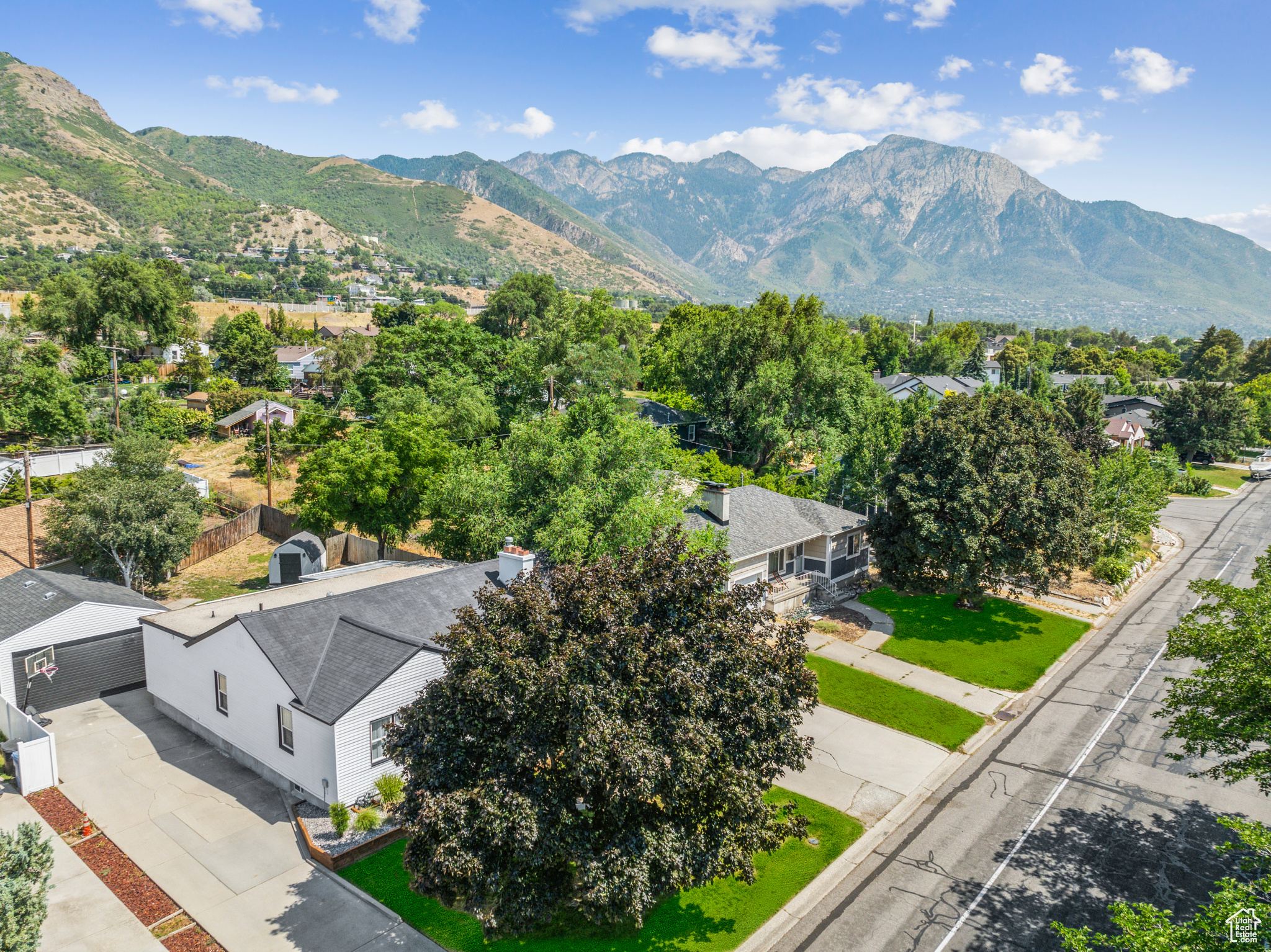 Salt Lake City, Utah 84109, United States, 6 Bedrooms Bedrooms, ,3 BathroomsBathrooms,Residential,Active,125586