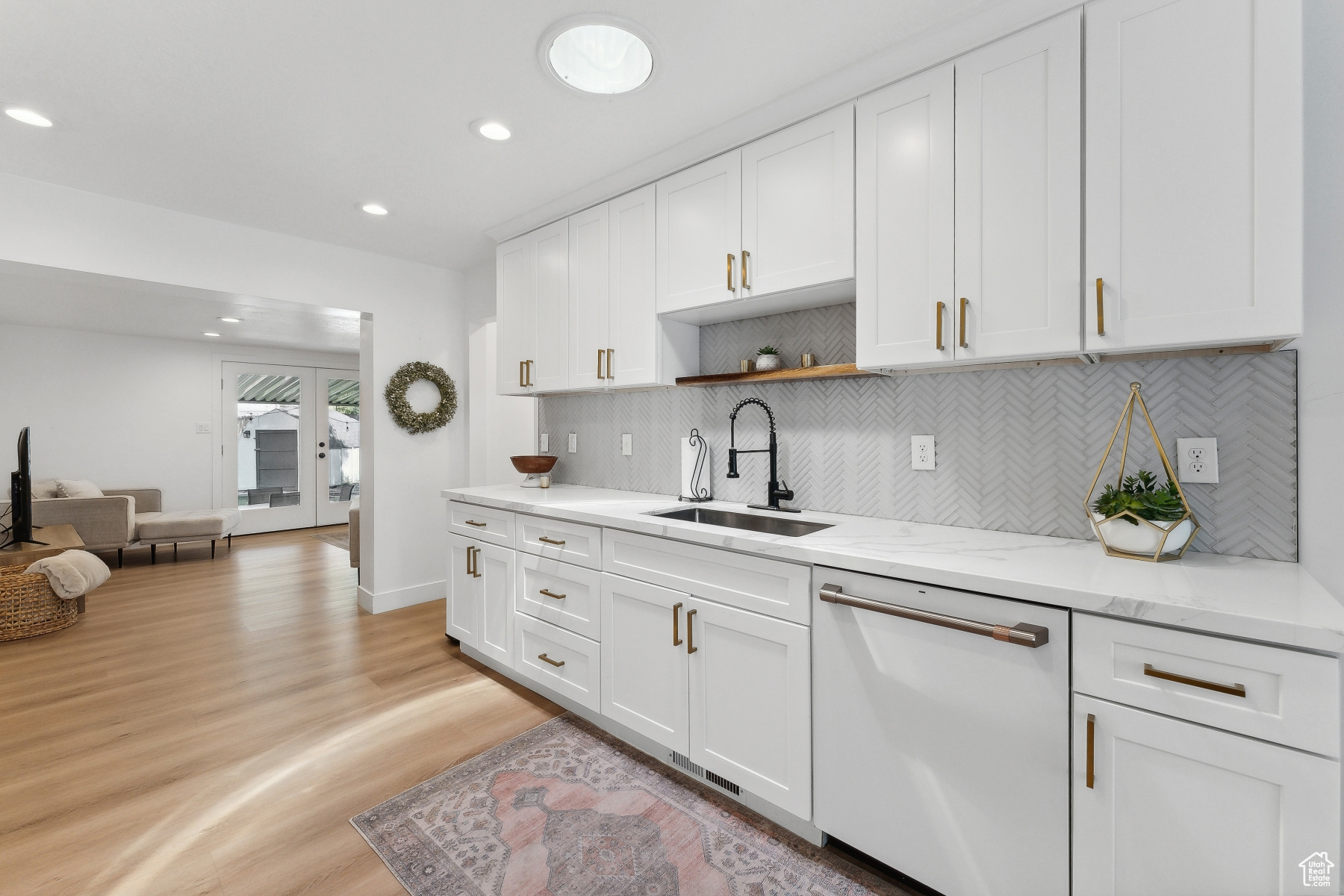 Salt Lake City, Utah 84109, United States, 6 Bedrooms Bedrooms, ,3 BathroomsBathrooms,Residential,Active,125586