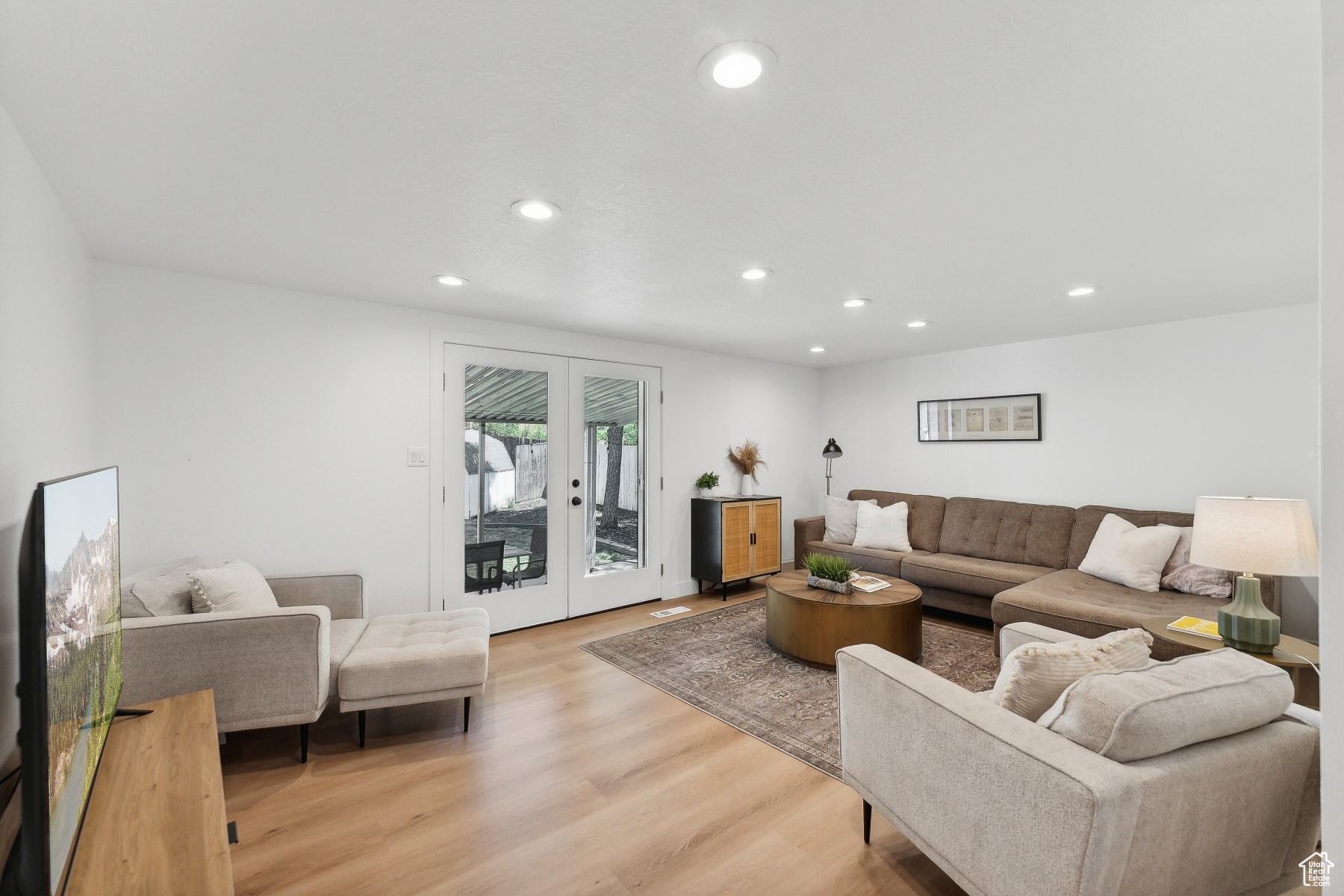 Salt Lake City, Utah 84109, United States, 6 Bedrooms Bedrooms, ,3 BathroomsBathrooms,Residential,Active,125586