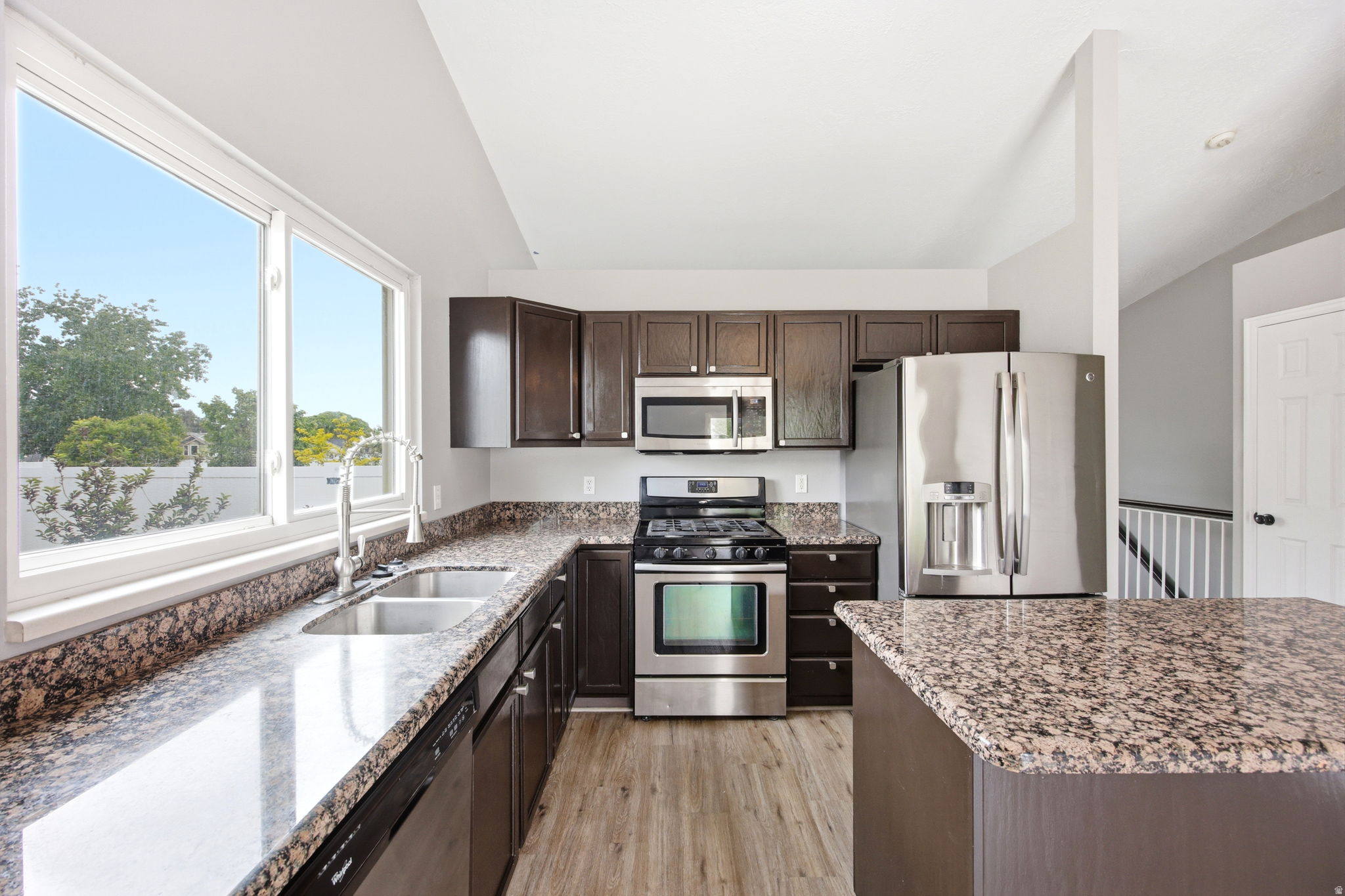 ENSIGN PARK - Residential