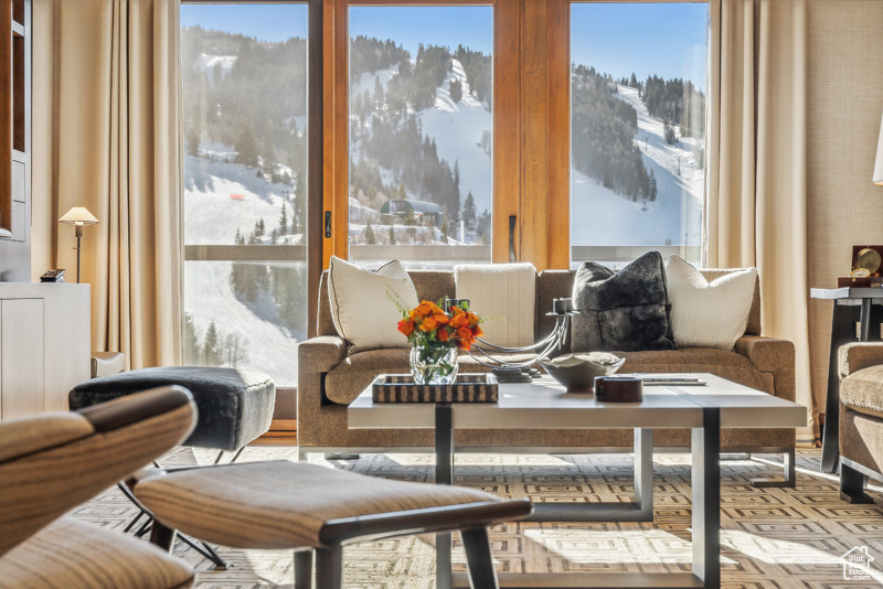 ST. REGIS - Residential