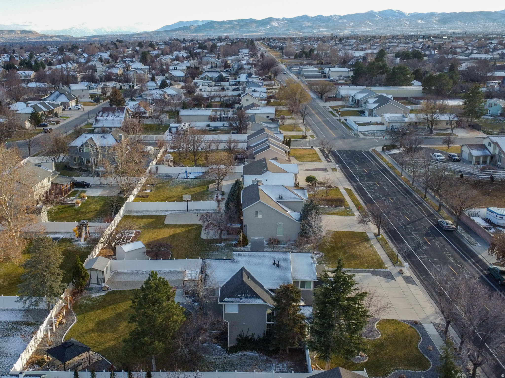 LINCOLN ESTATES - Residential