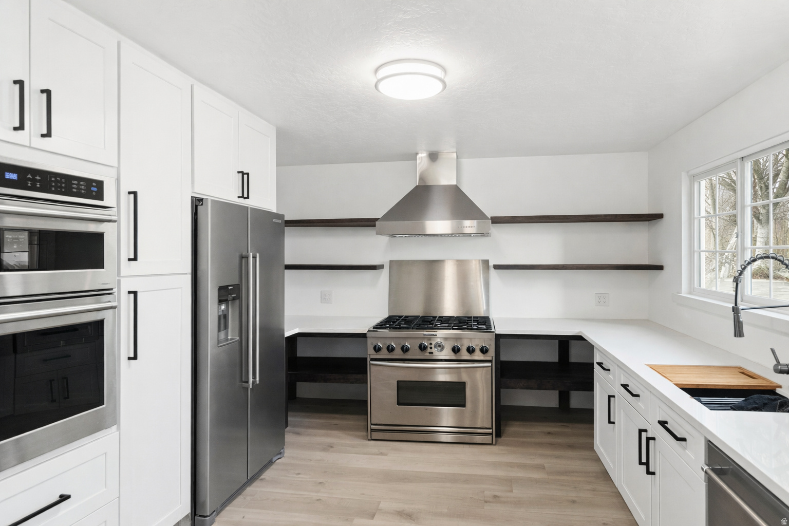 LINCOLN ESTATES - Residential