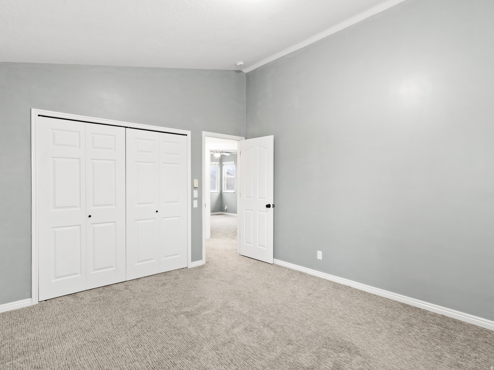 LINCOLN ESTATES - Residential