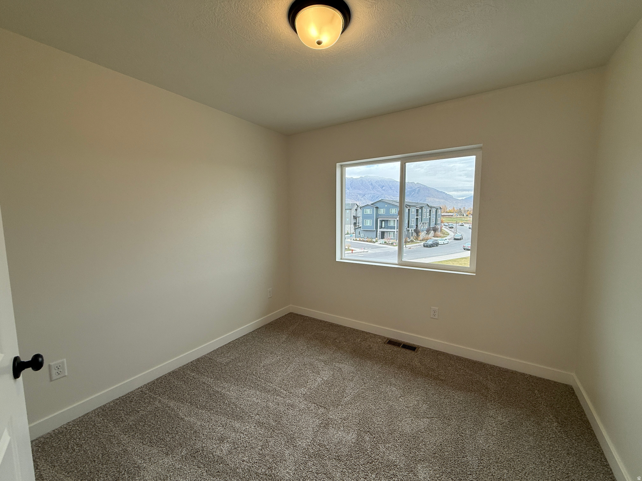 MEADOWBROOK - Residential