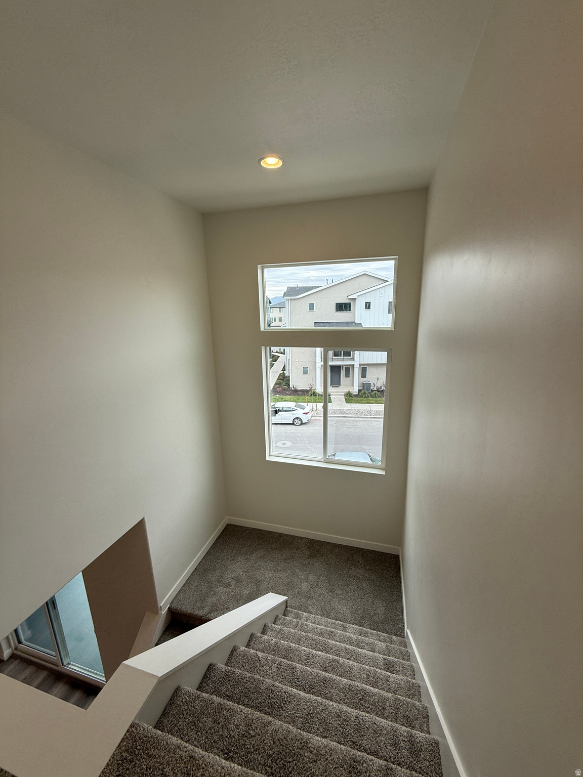 MEADOWBROOK - Residential