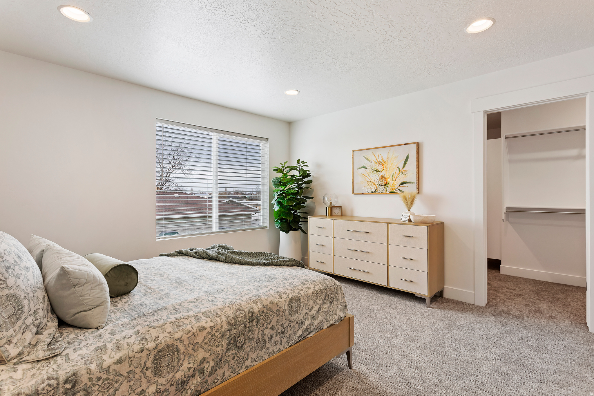 RC'S PARKWEST - Residential