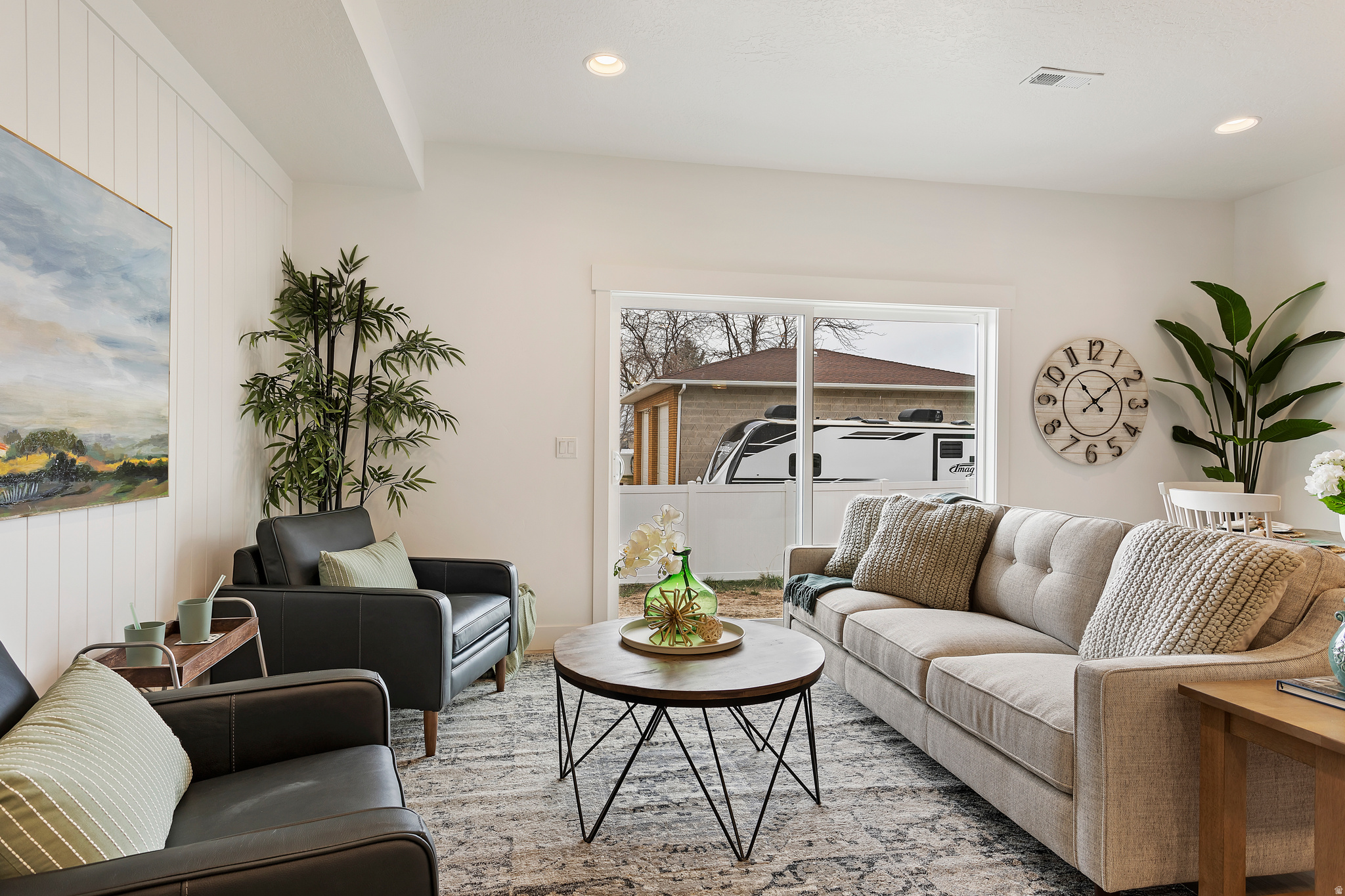 RC'S PARKWEST - Residential