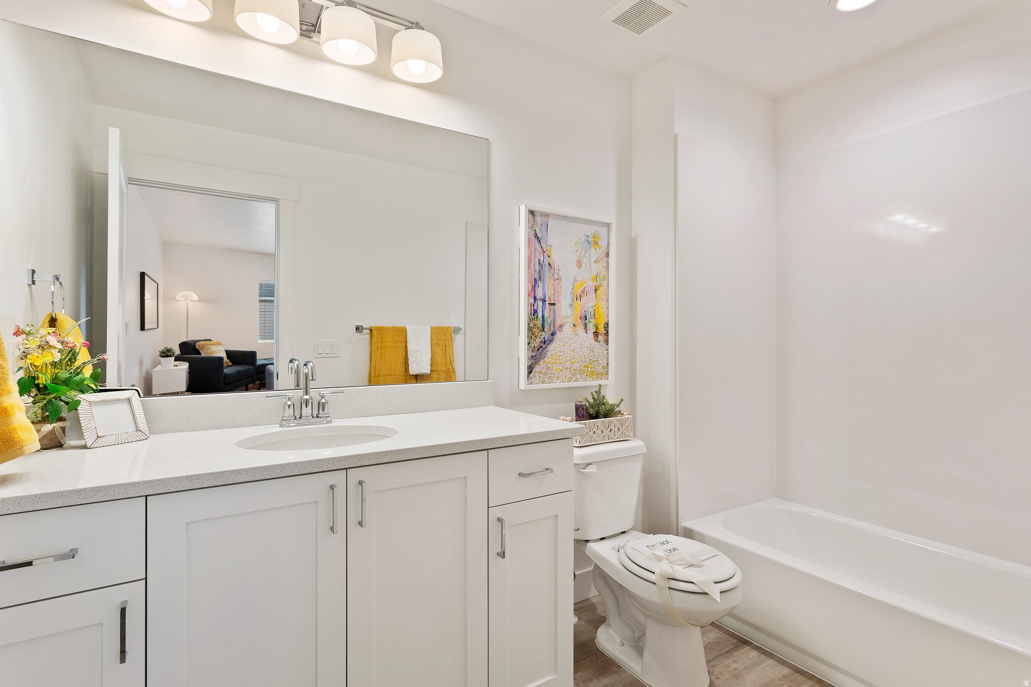 RC'S PARKWEST - Residential