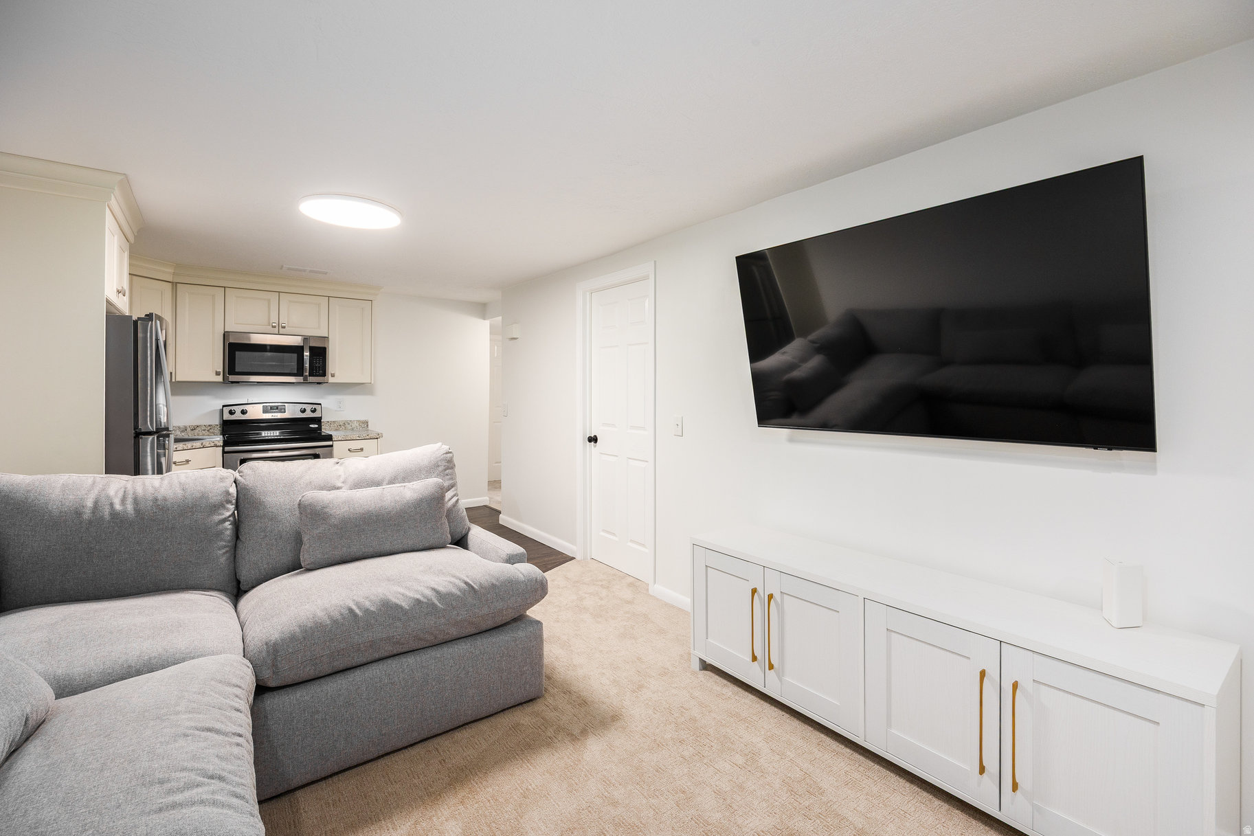 WHITE CITY - Residential