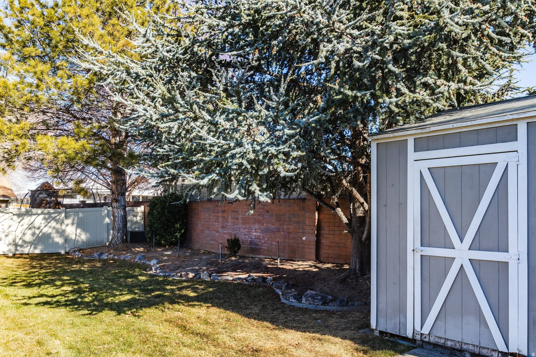 WHITE CITY - Residential