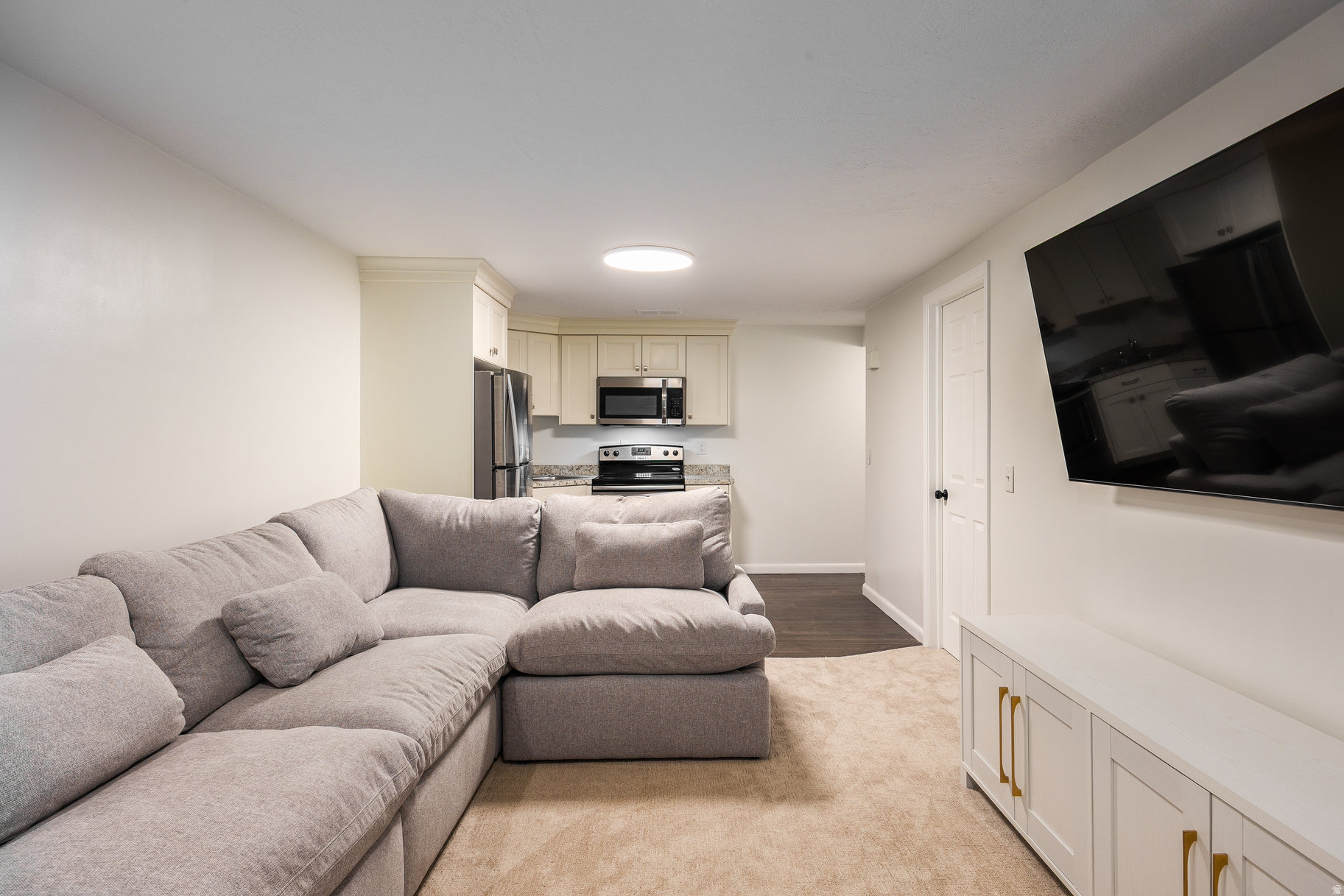 WHITE CITY - Residential