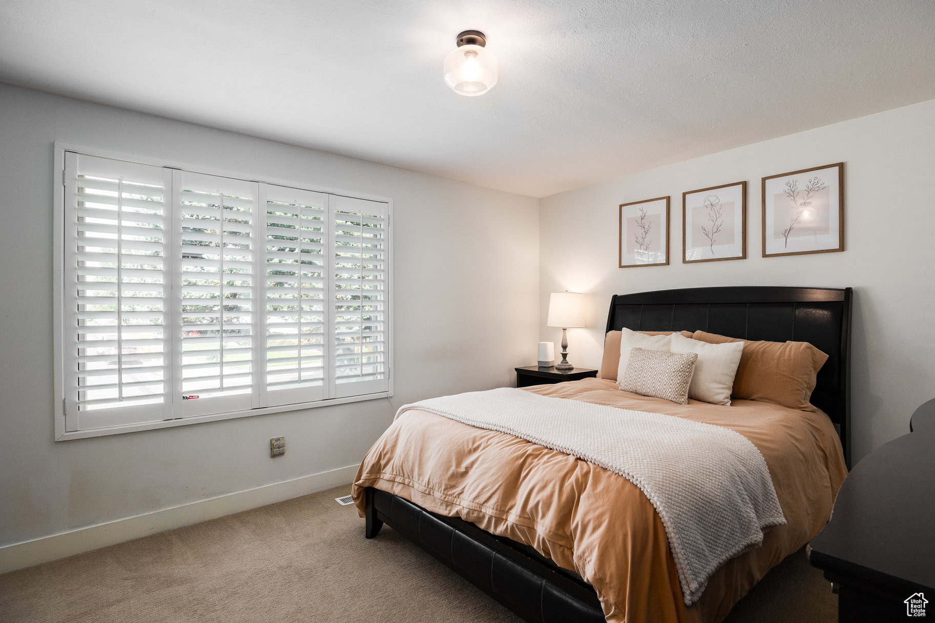 WHITE CITY - Residential