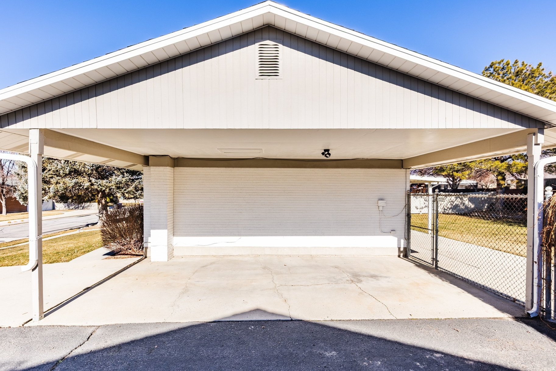 WHITE CITY - Residential