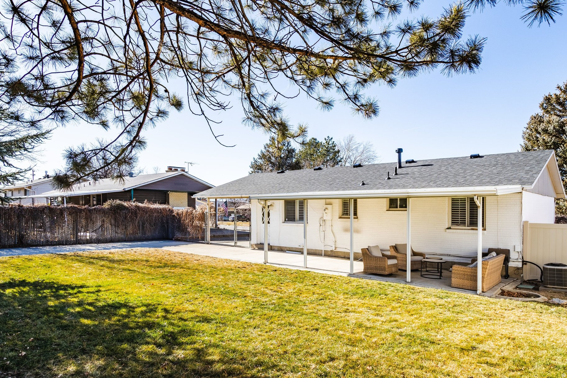 WHITE CITY - Residential